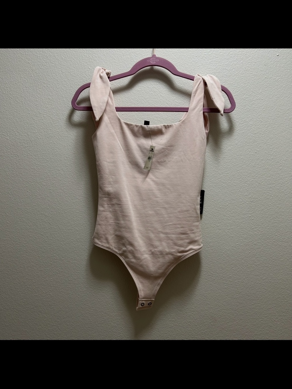 Express Light Pink Tie-Shoulder Scoop Bodysuit